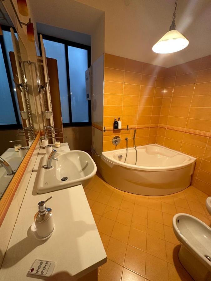Carme Guest House Наполи Екстериор снимка