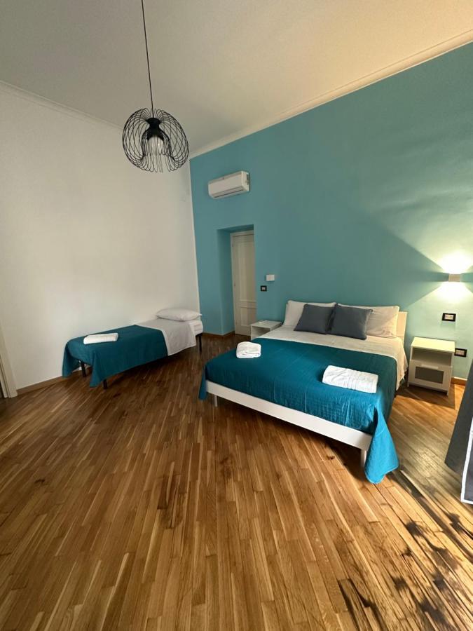 Carme Guest House Наполи Екстериор снимка