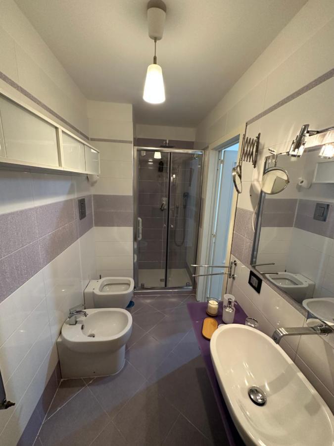 Carme Guest House Наполи Екстериор снимка